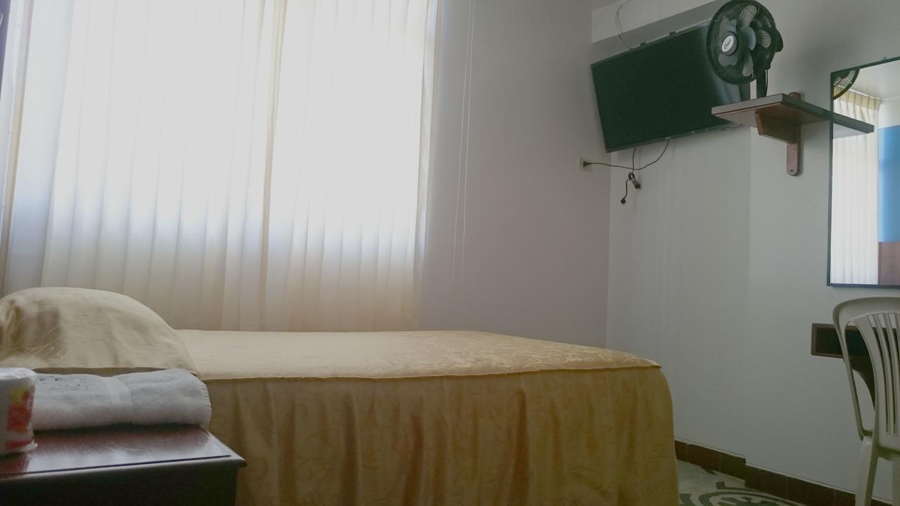 Hotel Cancun Jaén Zewnętrze zdjęcie